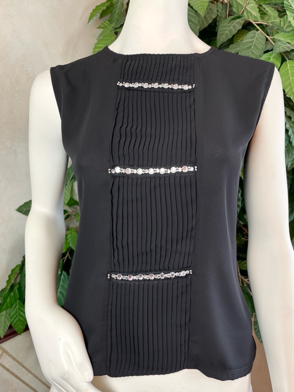 THE LIMITED BLACK PLEAT FRONT CRYSTAL ACCENT TOP